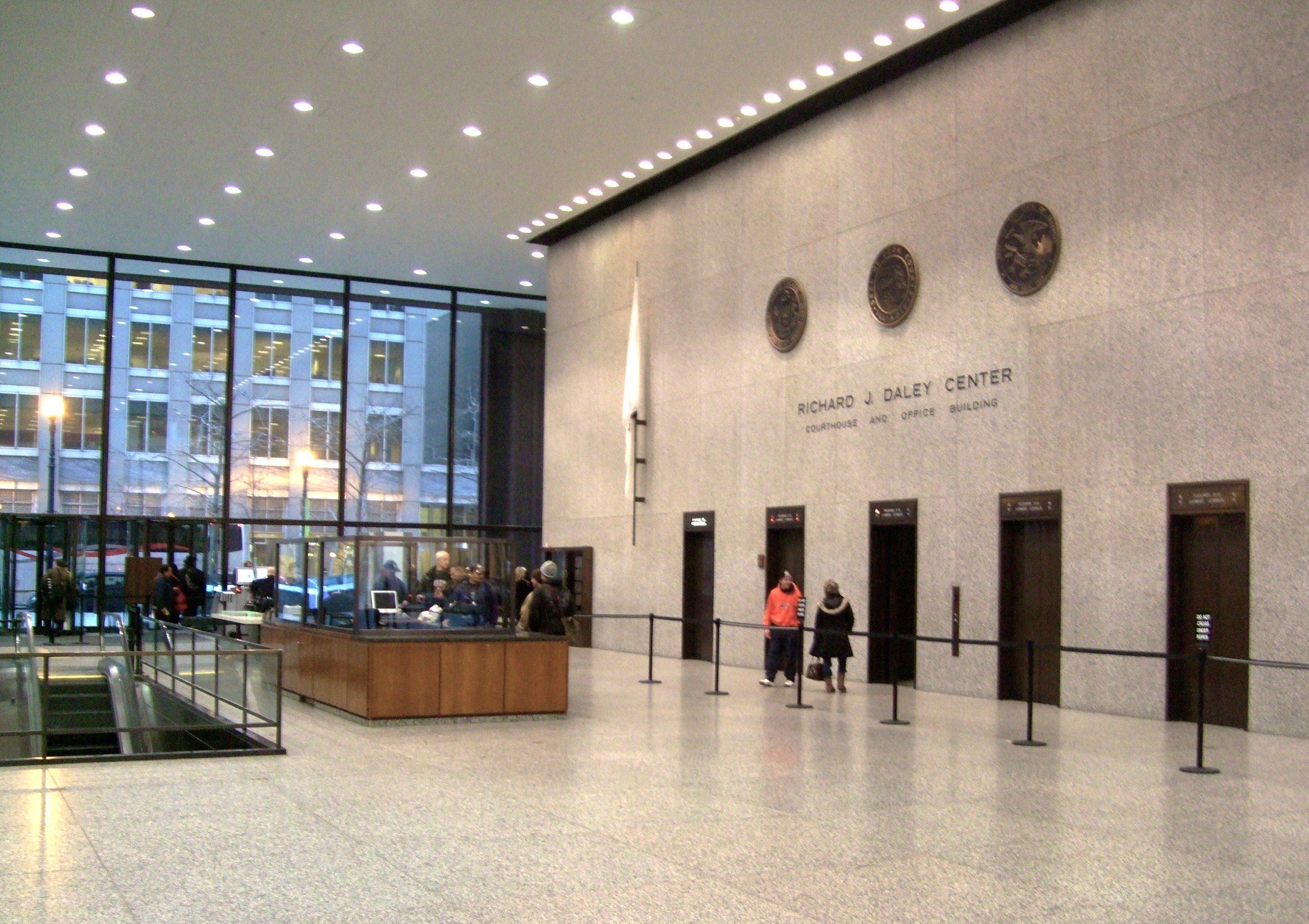 The lobby of the Richard J. Daley Center, home of the Cook County Circuit Court